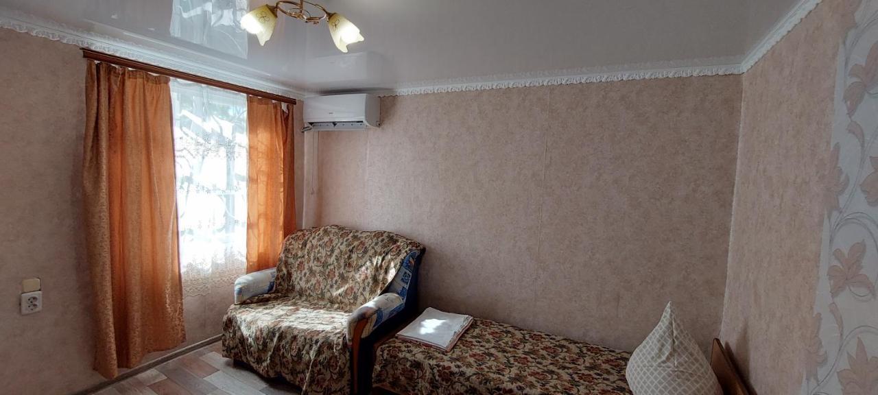 Guest House Anna Сухуми Екстериор снимка