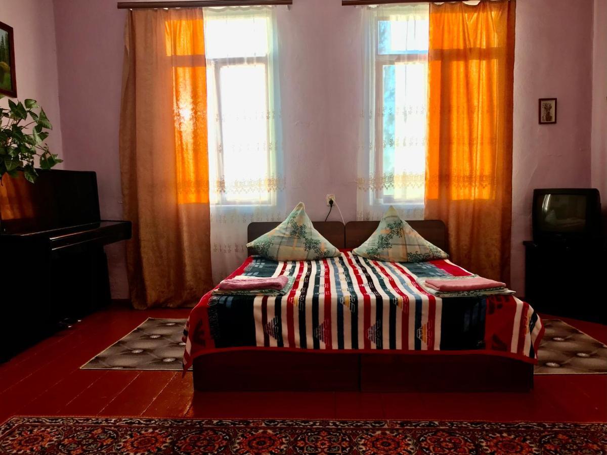 Guest House Anna Сухуми Екстериор снимка