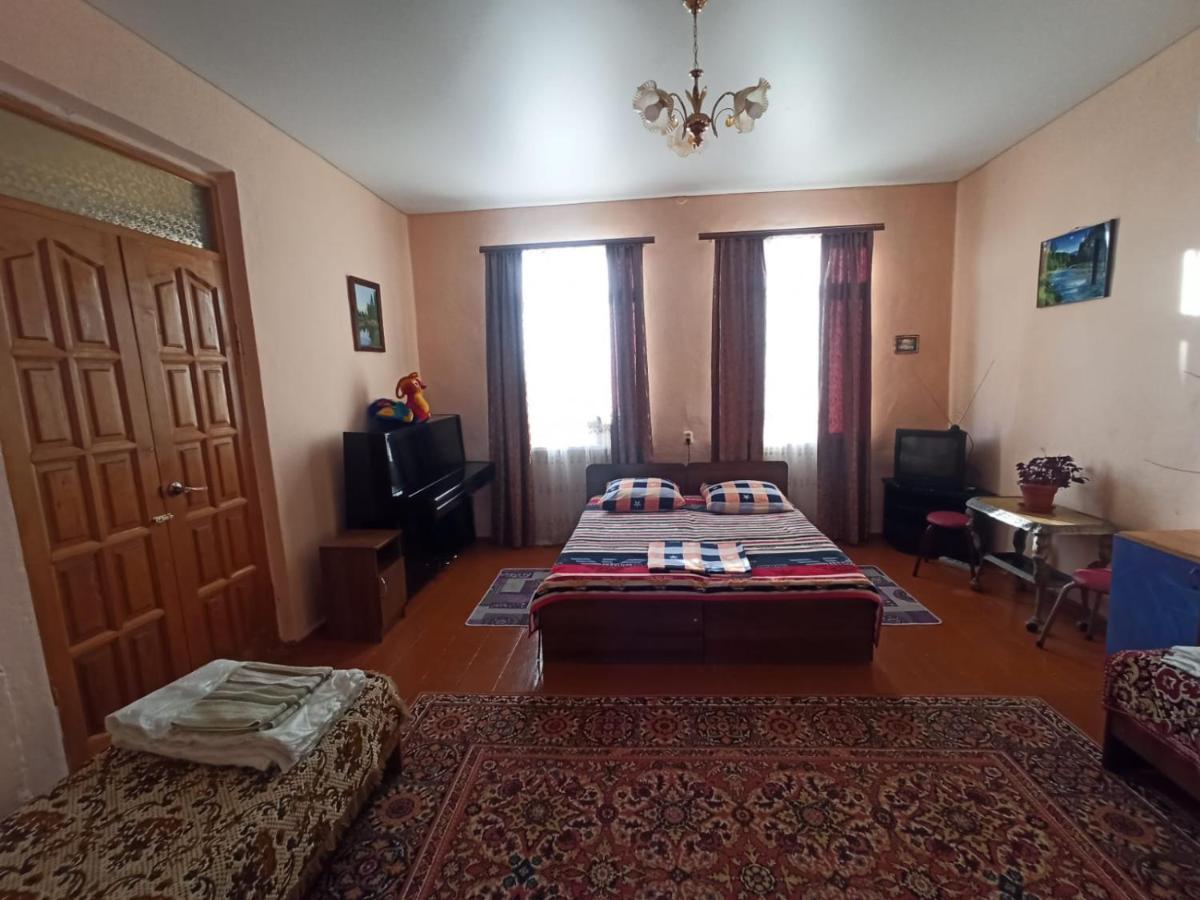 Guest House Anna Сухуми Екстериор снимка
