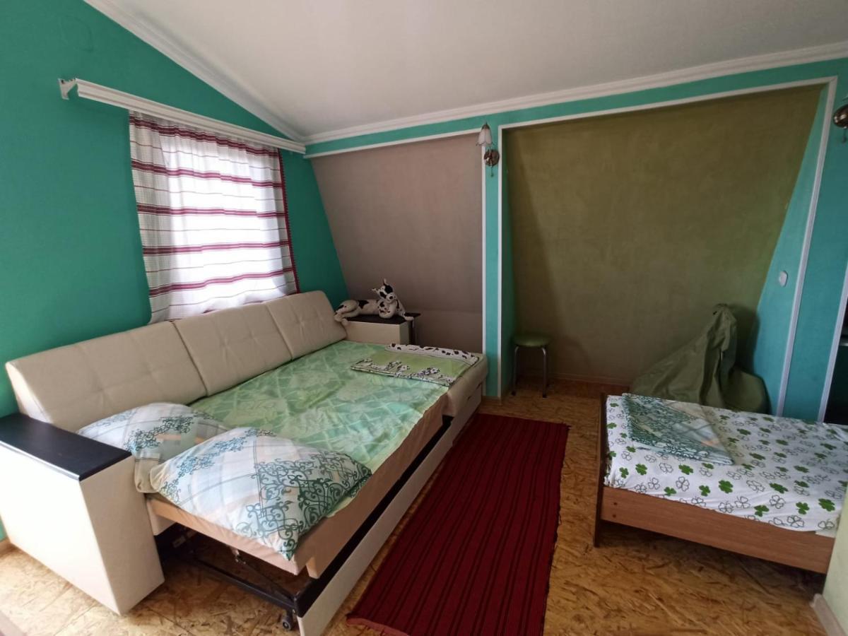 Guest House Anna Сухуми Екстериор снимка