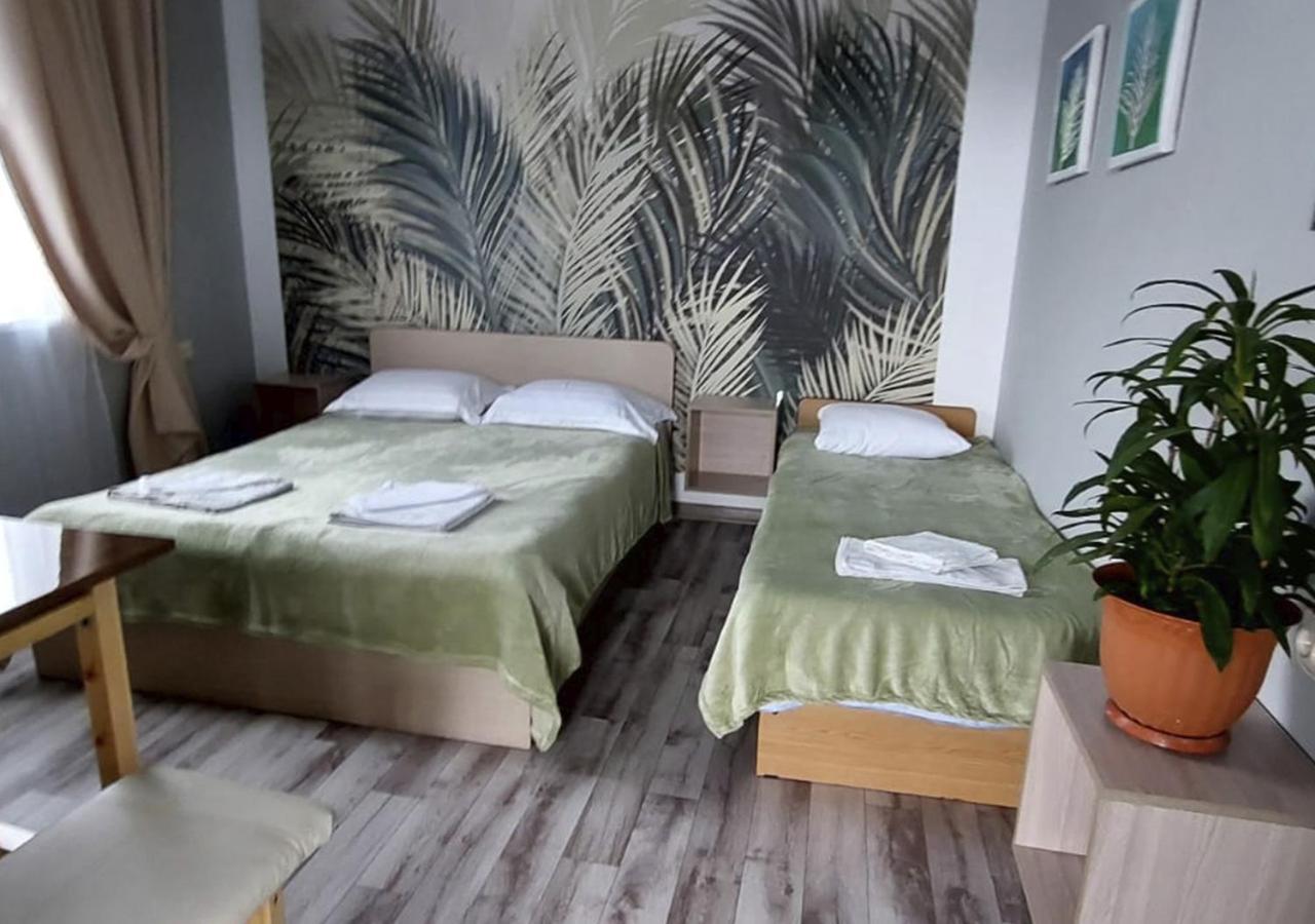 Guest House Anna Сухуми Екстериор снимка